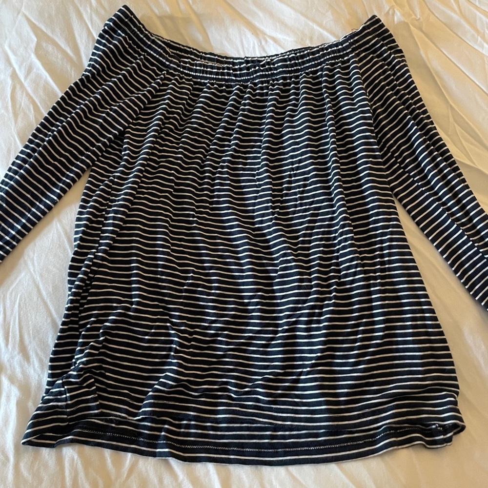 Hollister Black and White Pin Stripe